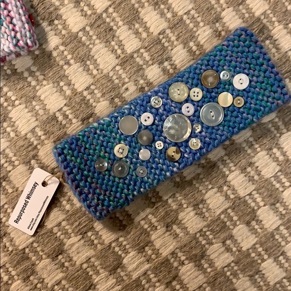 Handmade ear warmers - vintage buttons - Picture 3 of 6